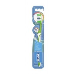 Procter & Gamble Oralb Complete 5 In 1 Spazzolino Medio Testina 40 Mm - Spazzolini da denti - 925234635 - Oral-B - € 2,31